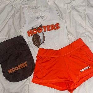 white hooters tank top and bottoms